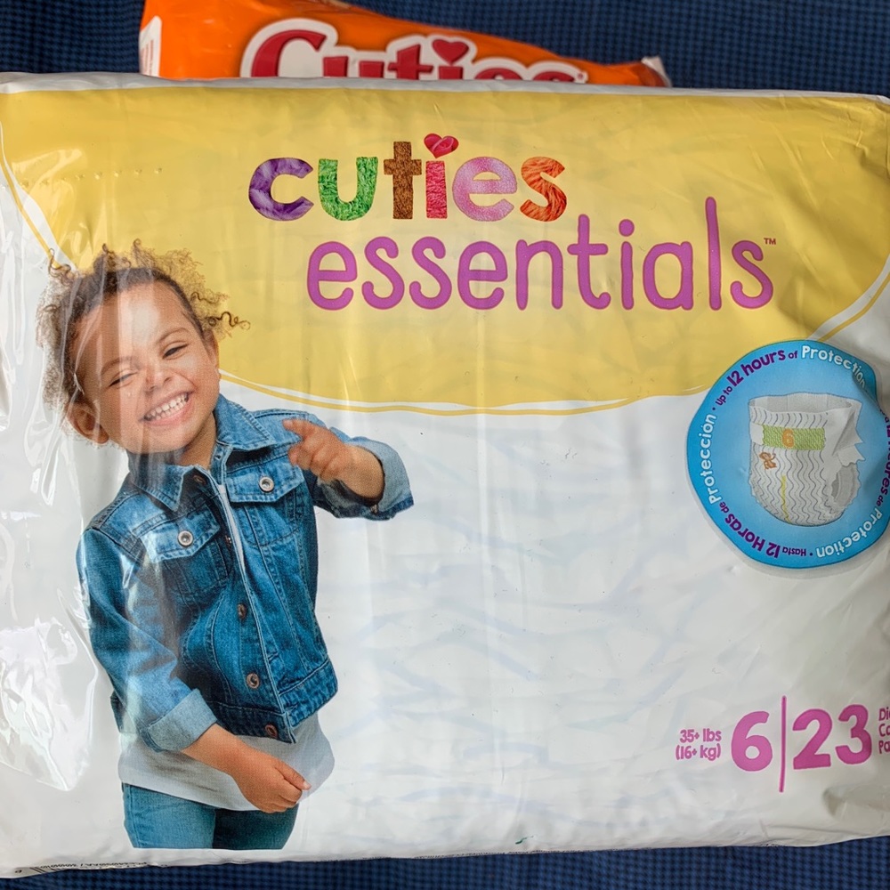Cuties diapers-new!-4packs for 33$ - Picture 4 of 4